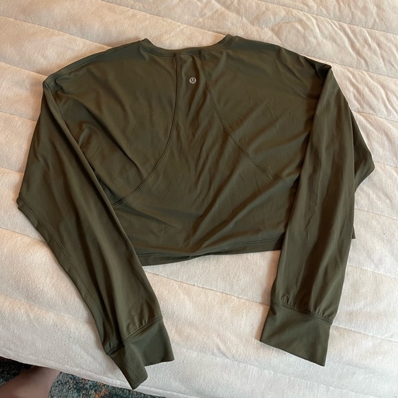LULULEMON LONG SLEEVE - Picture 2 of 2